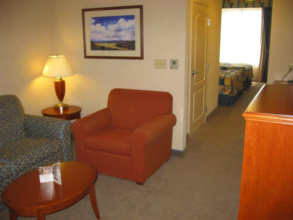 Hilton Garden Inn ווסטר חדר תמונה