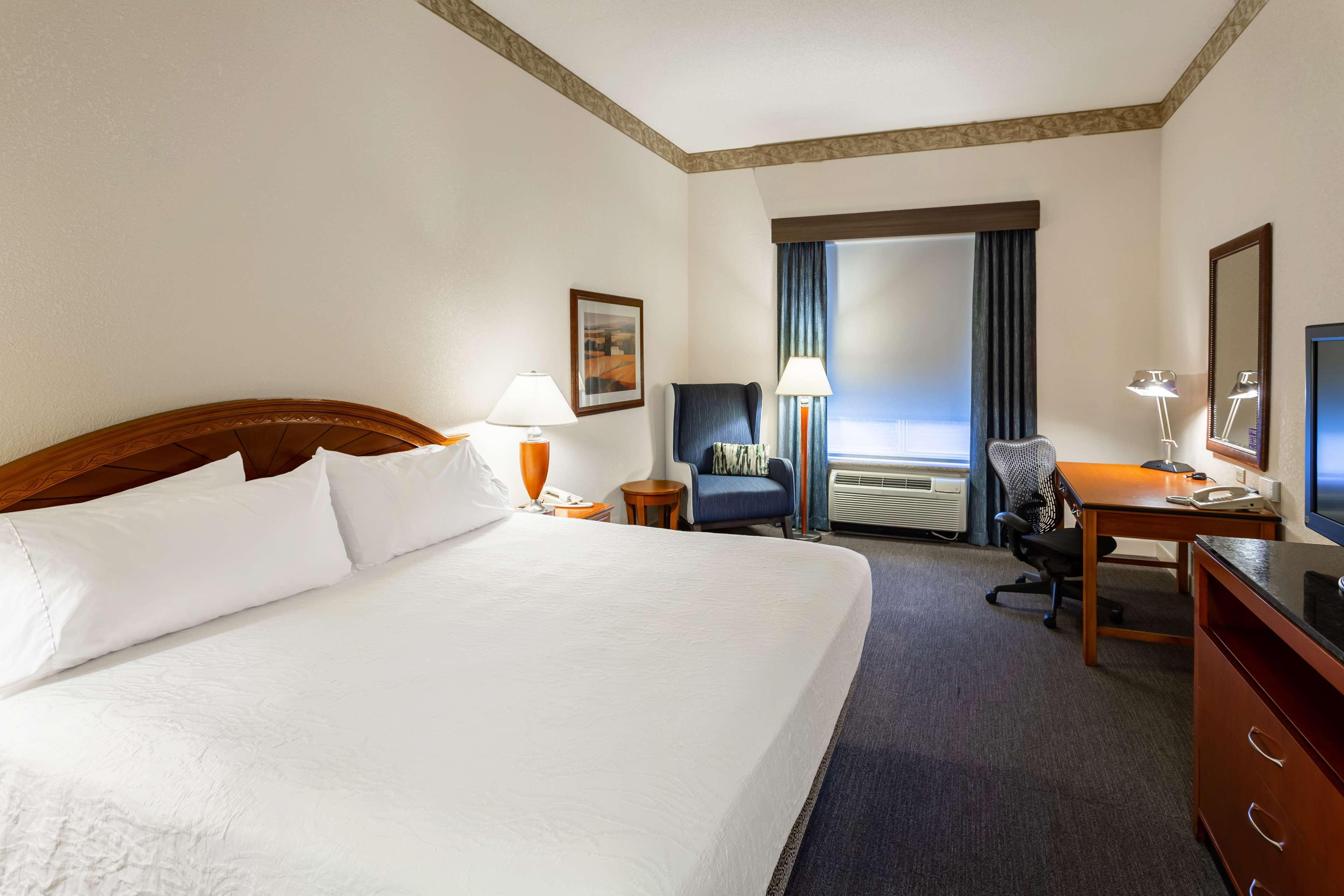 Hilton Garden Inn ווסטר מראה חיצוני תמונה