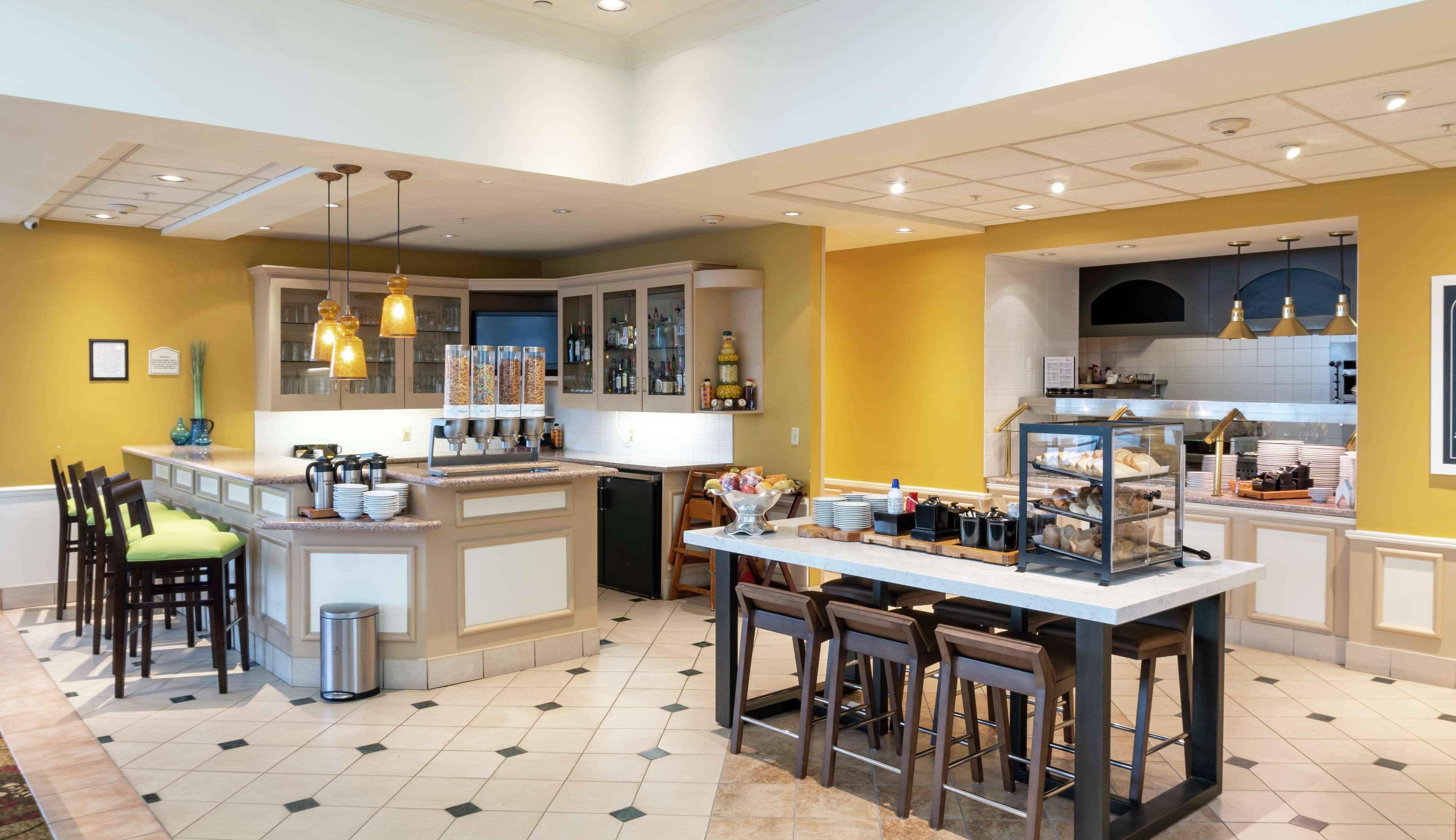 Hilton Garden Inn ווסטר מראה חיצוני תמונה