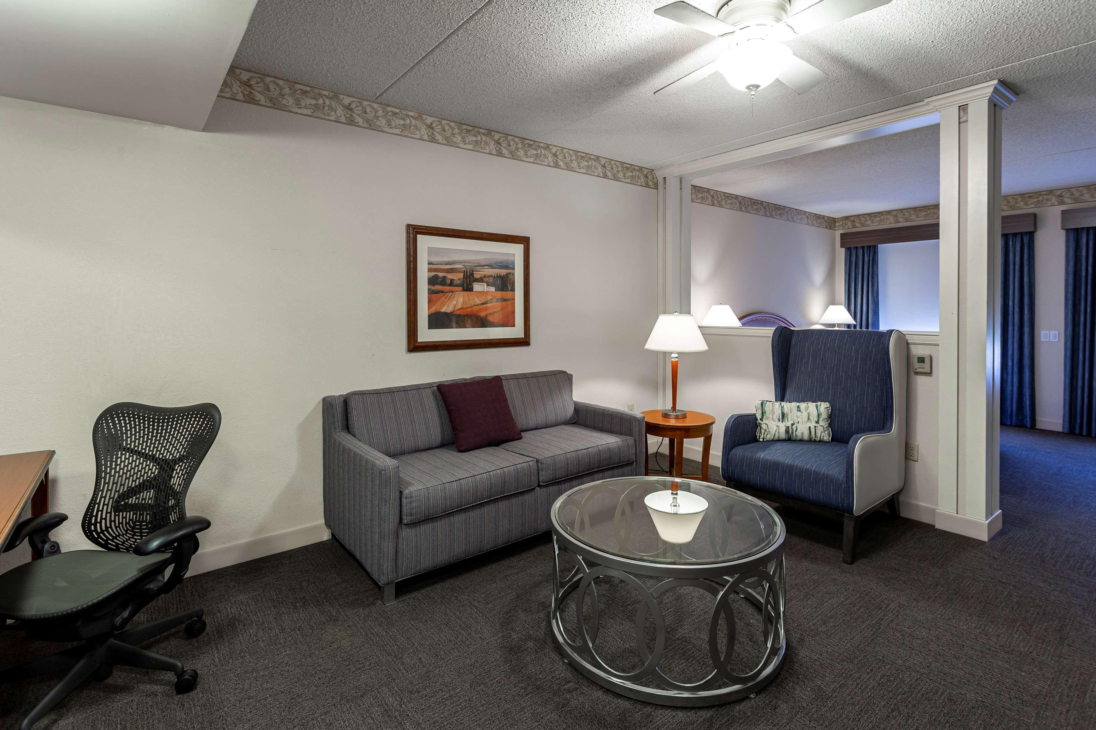 Hilton Garden Inn ווסטר מראה חיצוני תמונה