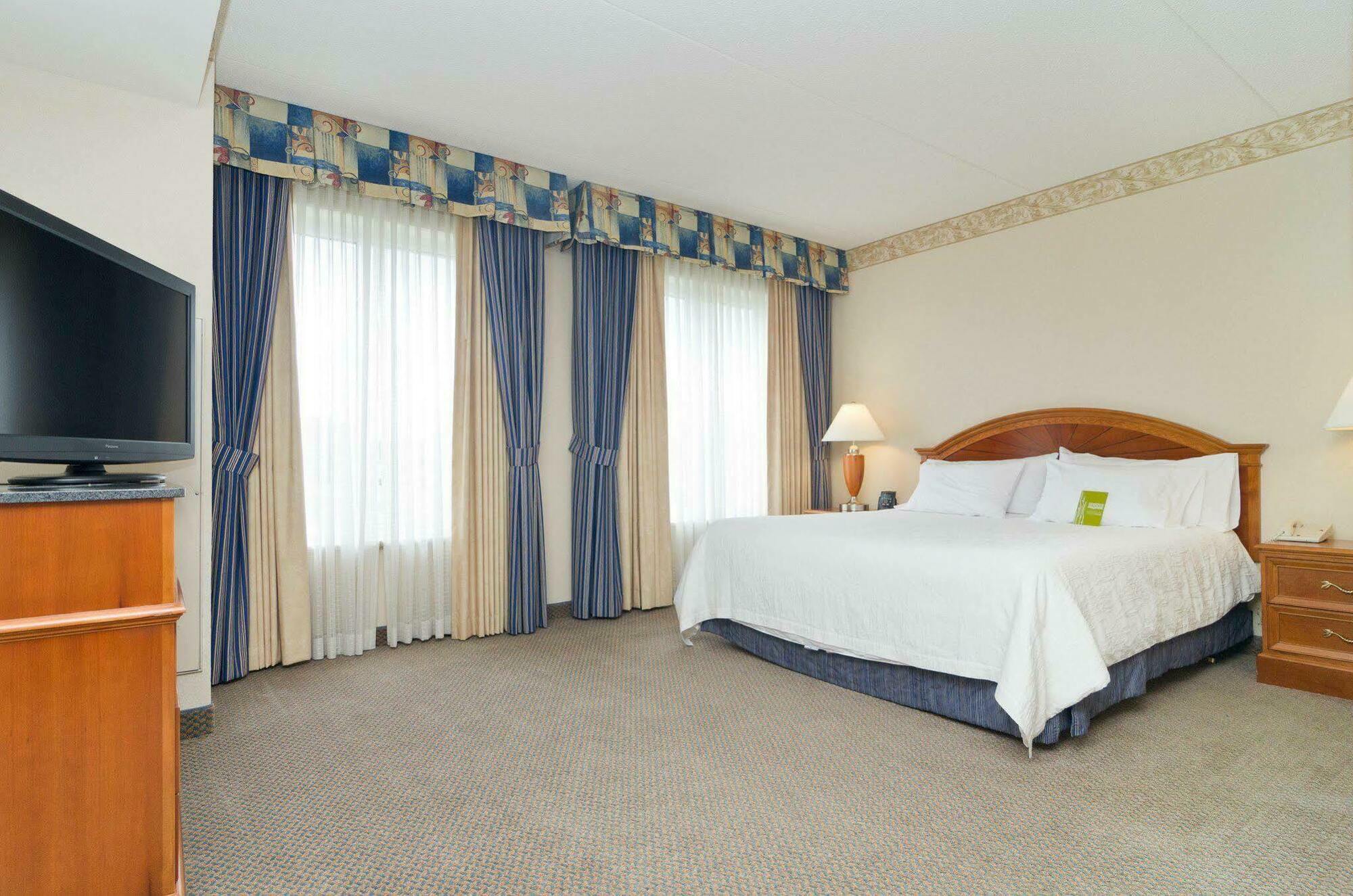 Hilton Garden Inn ווסטר מראה חיצוני תמונה